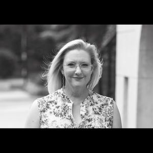 Meet your Posher, Libby